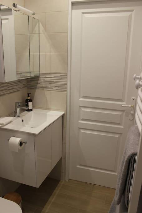Appartement Idealement Situe Proche Disneyland Et Paris Lagny Esterno foto